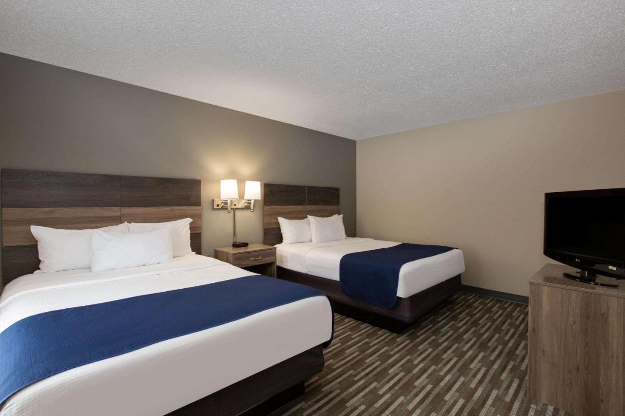 Days Inn & Suites By Wyndham Wisconsin Dells Buitenkant foto